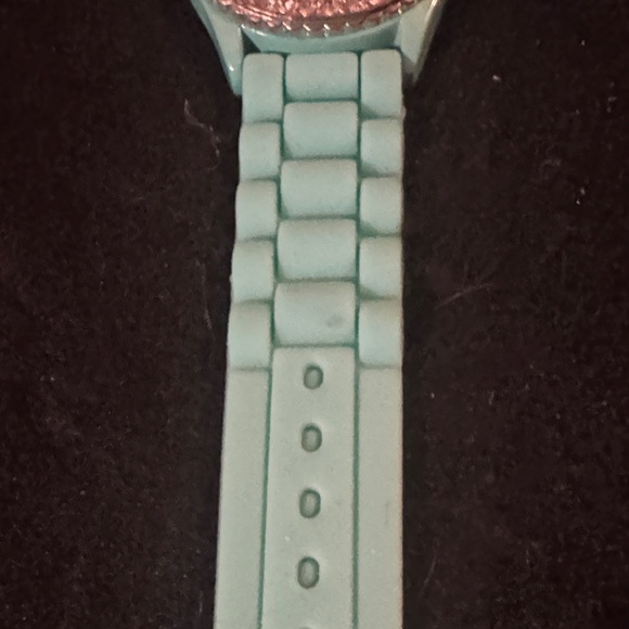 Geneva Aqua Watch and Ring - Picture 5 of 9